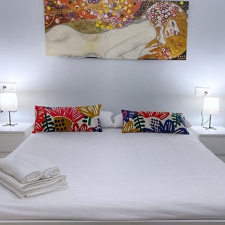 Vt Flat Reformado Con Escritorio De Trabajo Y Wifi Apartment Bilbao Exterior photo