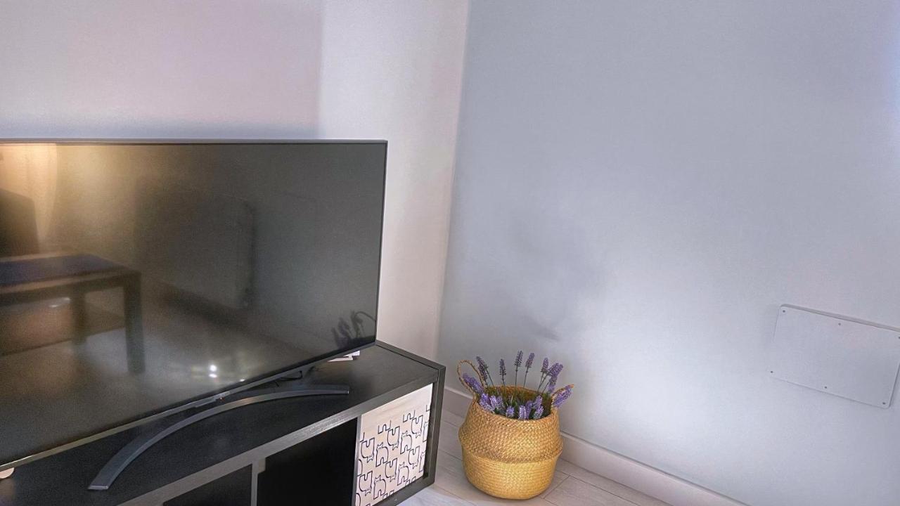 Vt Flat Reformado Con Escritorio De Trabajo Y Wifi Apartment Bilbao Exterior photo